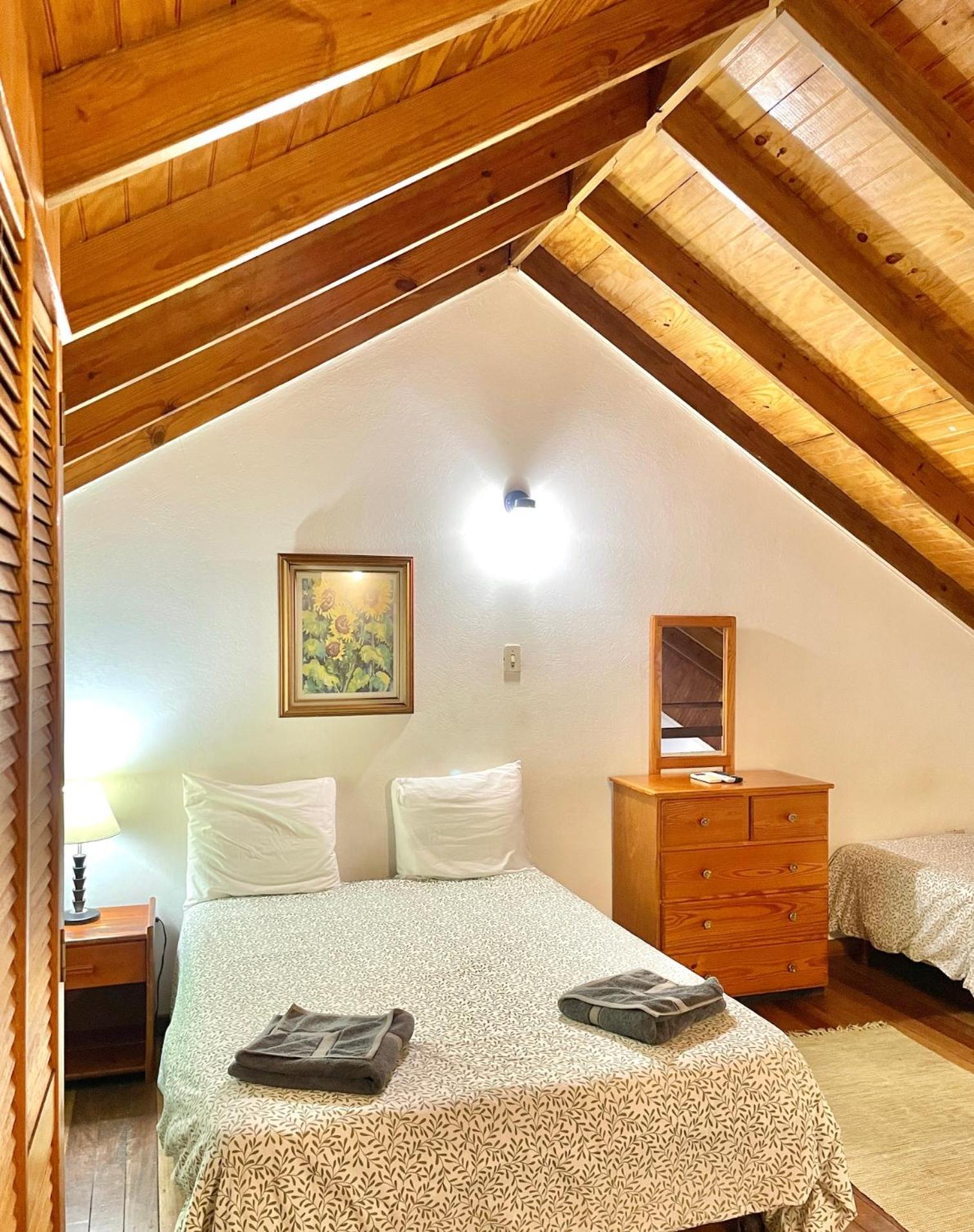 Bananaquit Tobago -Stay Near The Beach Crown Point Exterior photo
